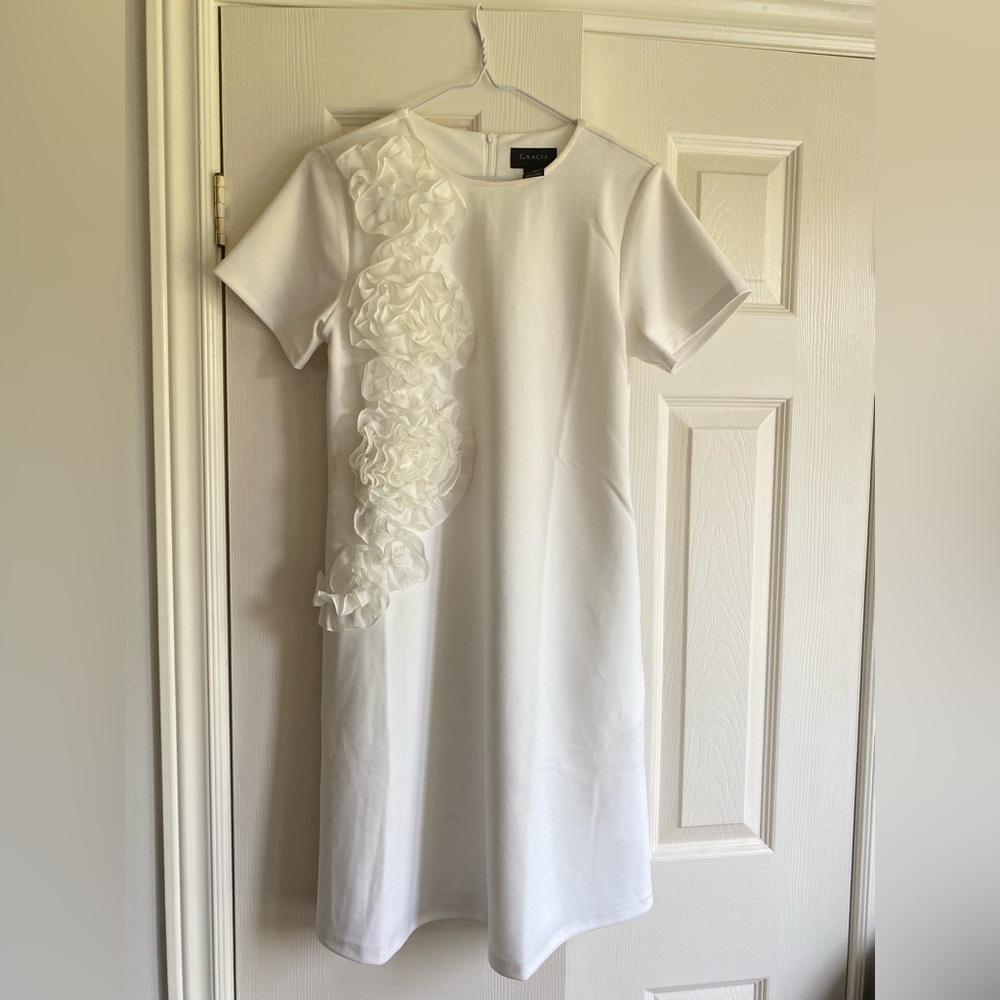 Gracia White Floral Applique Dress